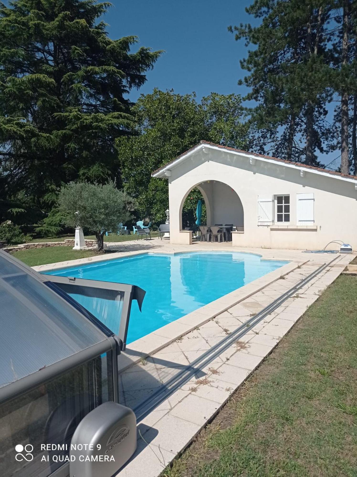 La Maison Basque Sainte-Livrade-sur-Lot Buitenkant foto