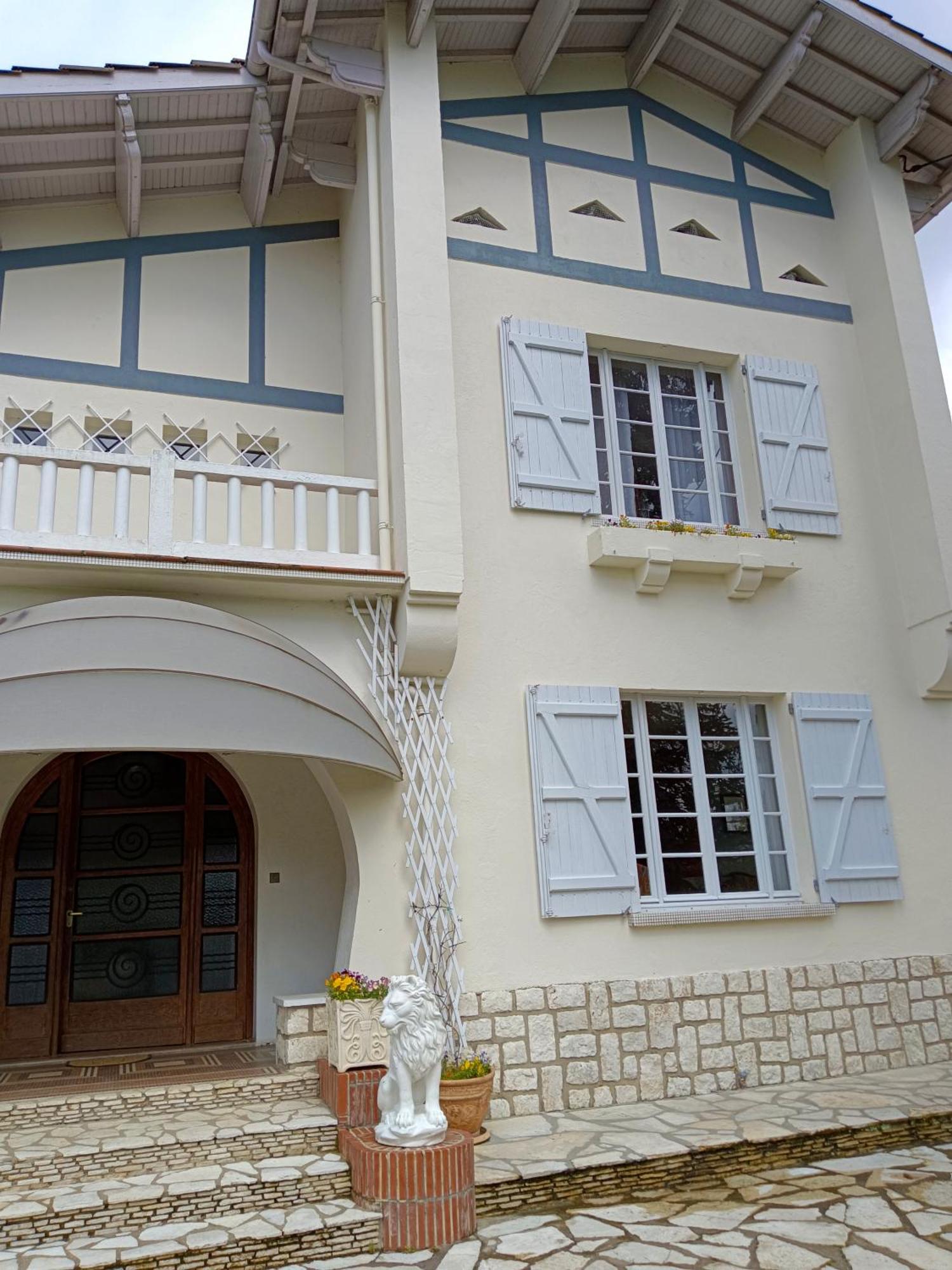 La Maison Basque Sainte-Livrade-sur-Lot Buitenkant foto